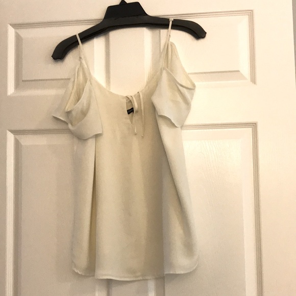 Lined 100 % polyester cold-shoulder blouse w adjustable straps. - Picture 2 of 8